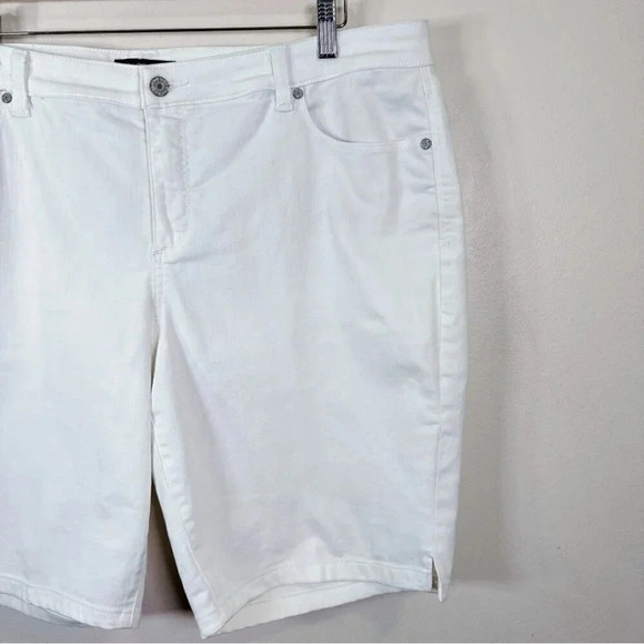 Talbots Womens Size 18W Crop Flawless Five Pocket Boyfriend Jean Short - Picture 4 of 15
